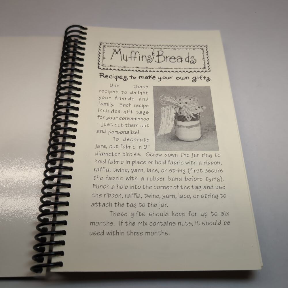 Gifts In A Jar Muffins And Breads Recipes To Make Your Own Gifts Spiralbound - Picture 7 of 10